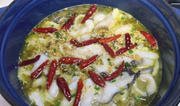 酸菜鱼的做法视频,酸爽开胃，营养满分